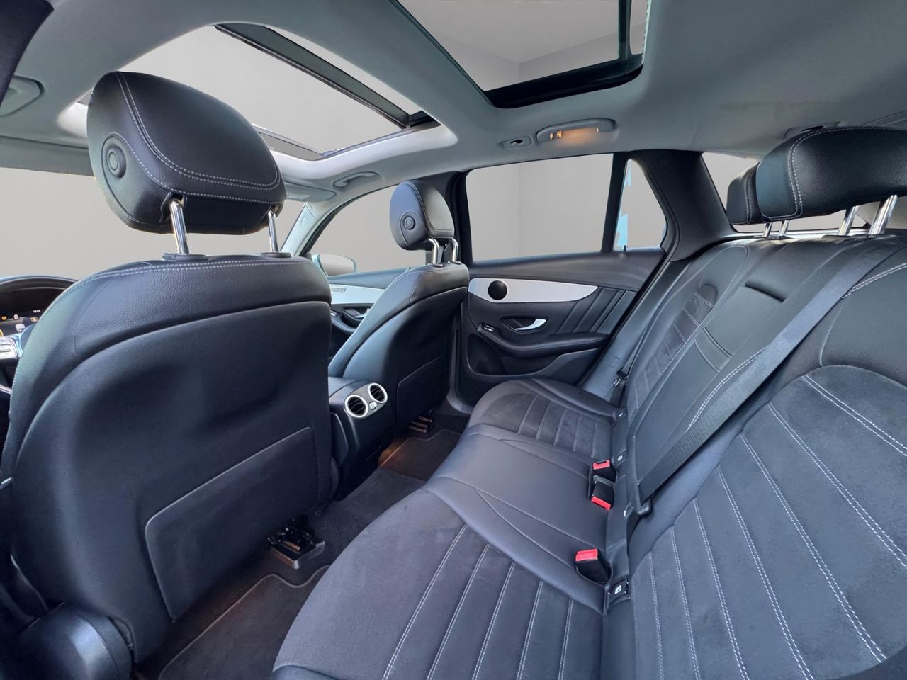 Mercedes GLC 200 d 4MATIC - Foto 29