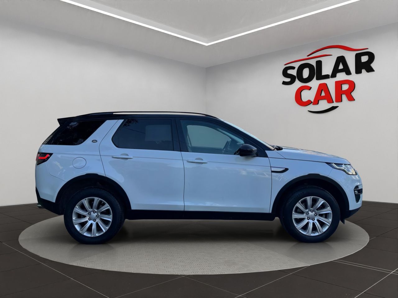 Land-Rover Discovery Sport 2.0 Td4 132 kW - Foto 5
