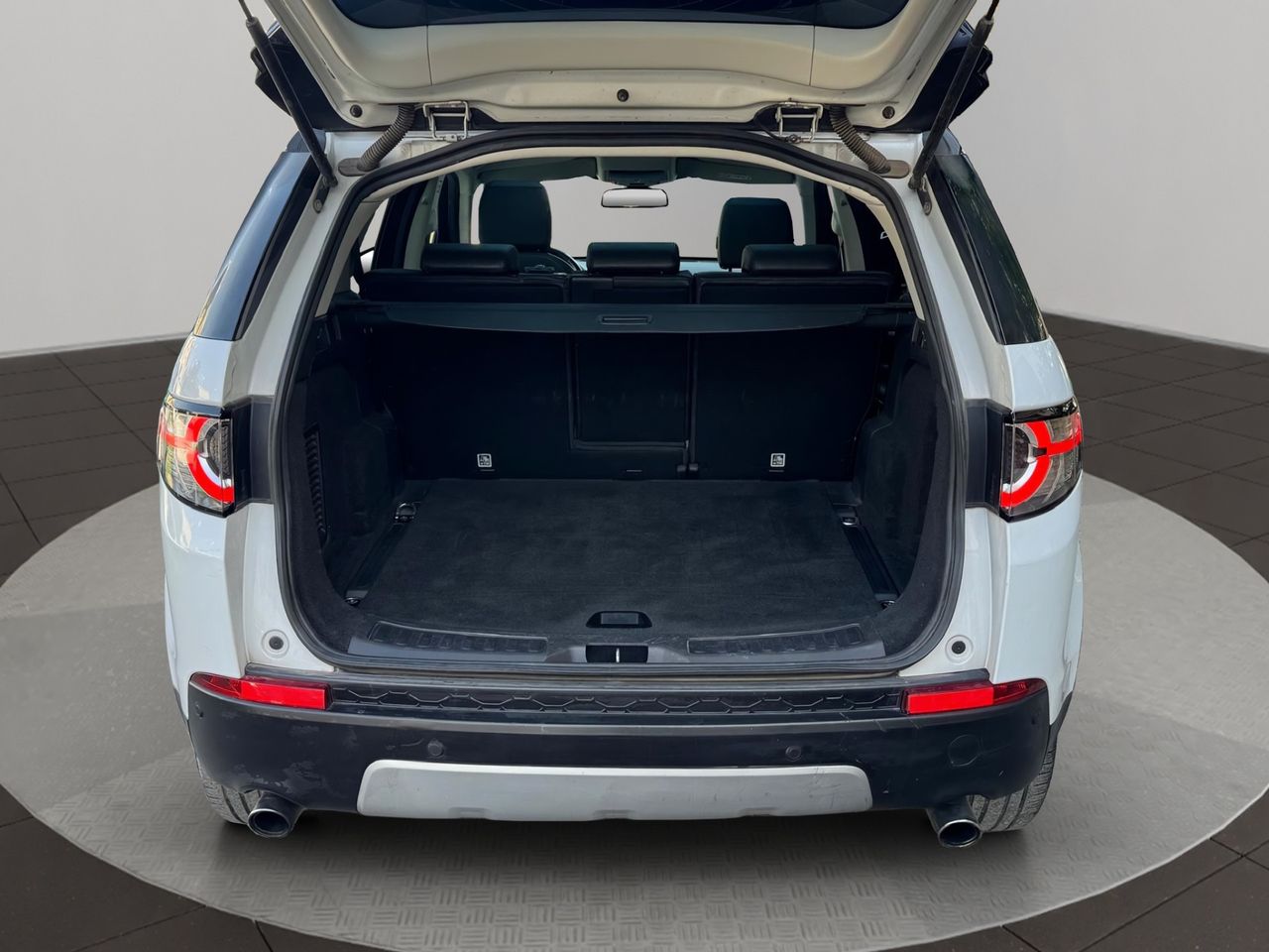Land-Rover Discovery Sport 2.0 Td4 132 kW - Foto 30