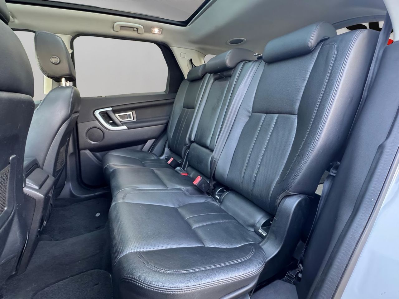 Land-Rover Discovery Sport 2.0 Td4 132 kW - Foto 27