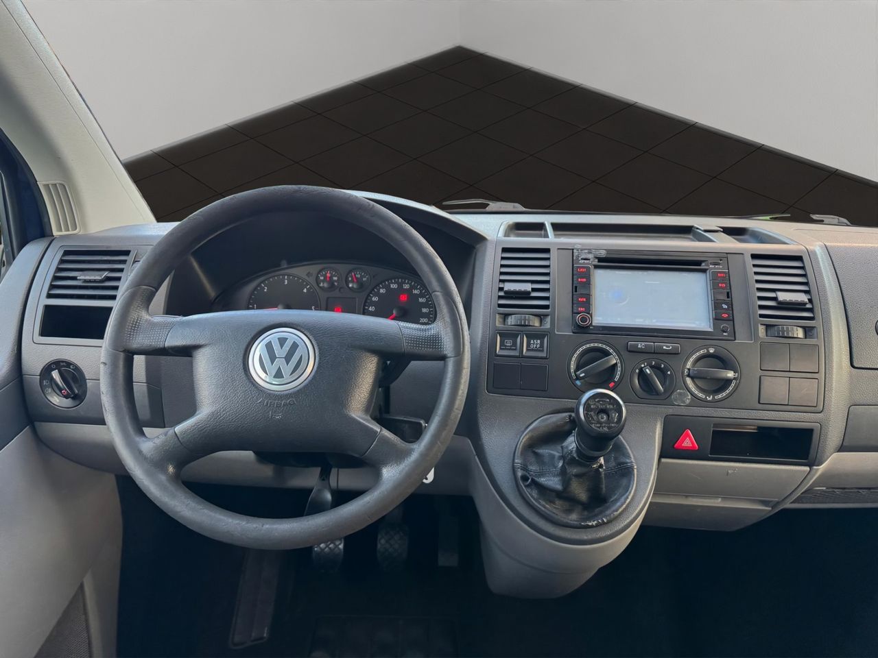 Volkswagen Transporter Mixto Corto TN 2.5 TDI 130  2.8T 5pl. - Foto 18
