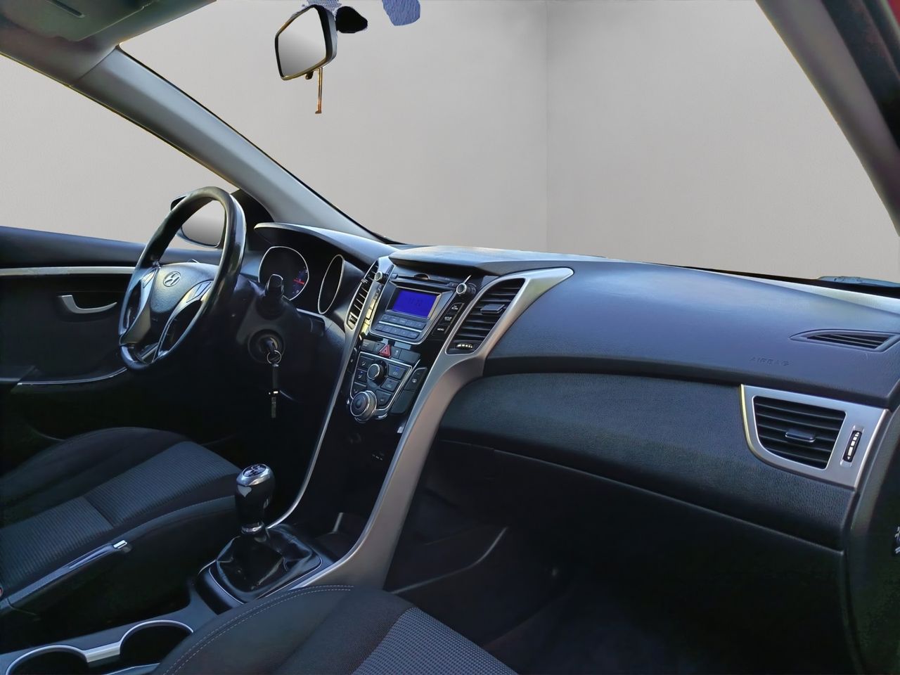 Hyundai i30 5p 1.4 CRDi 90 CV Go! - Foto 11