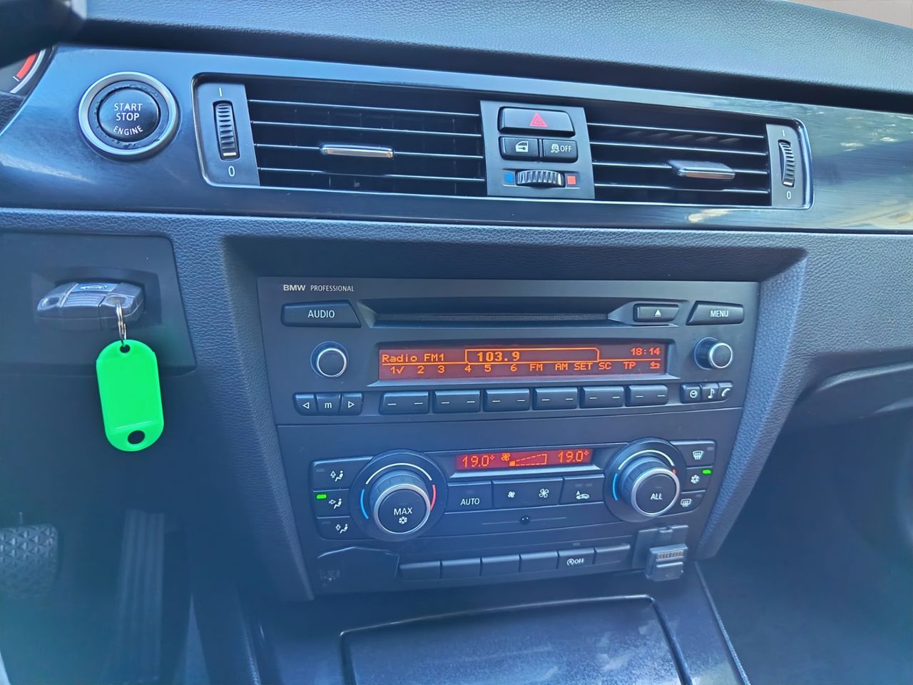 BMW Serie 3 318d Berlina - Foto 14