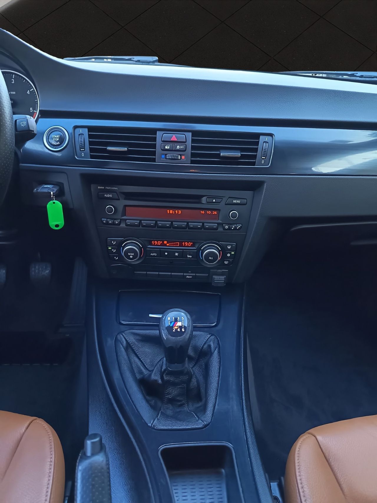 BMW Serie 3 318d Berlina - Foto 15