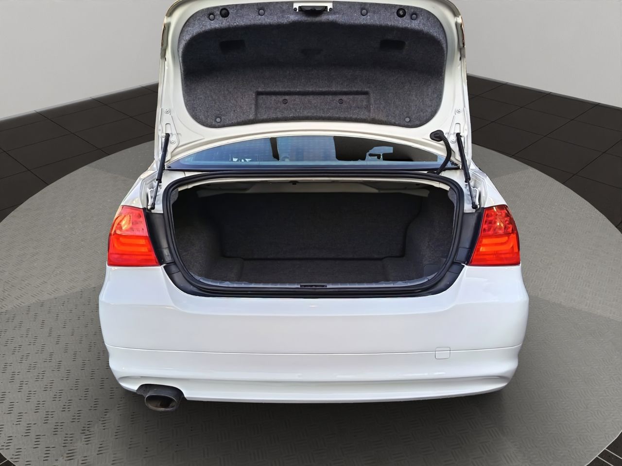 BMW Serie 3 318d Berlina - Foto 26