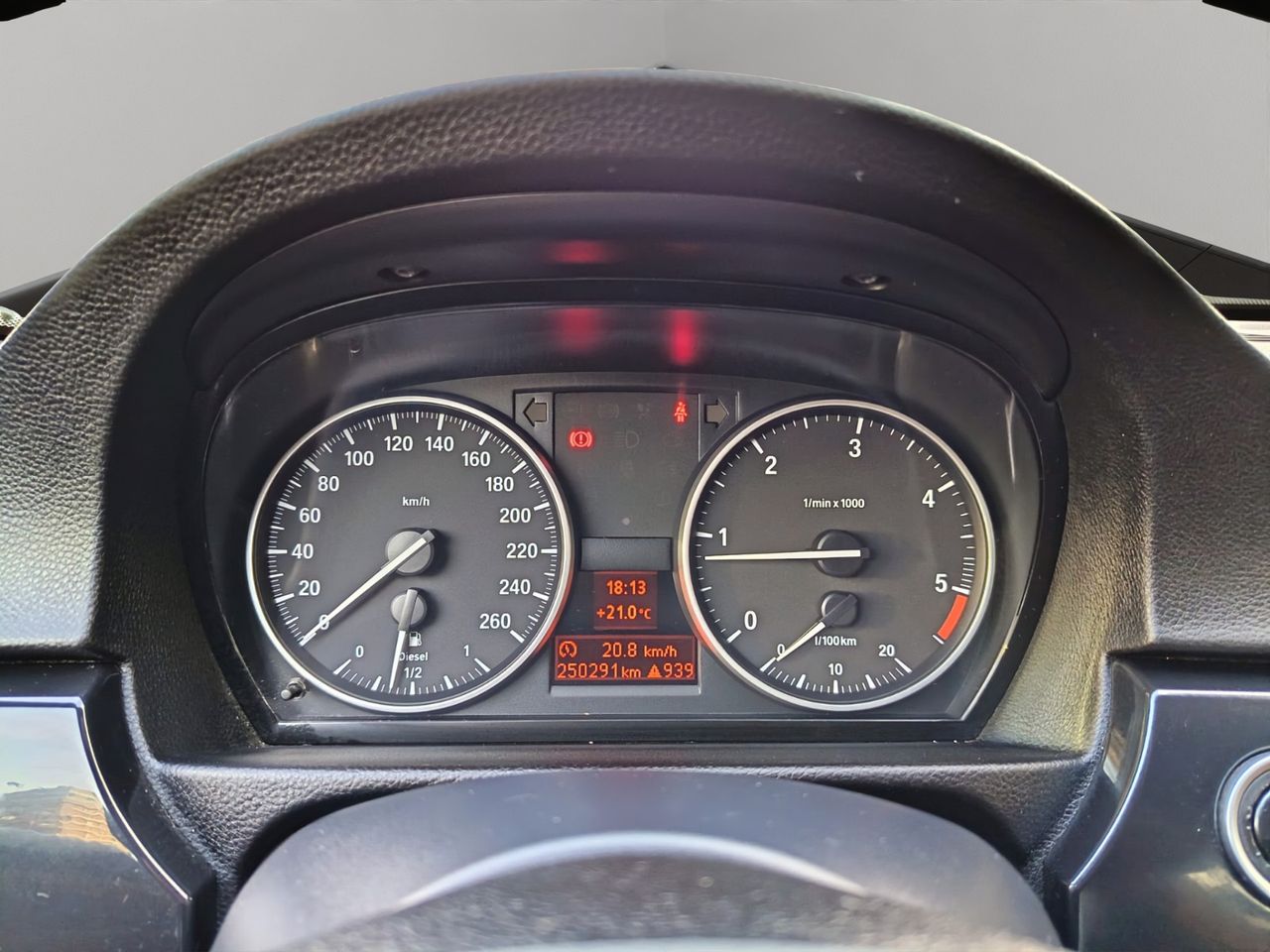 BMW Serie 3 318d Berlina - Foto 17