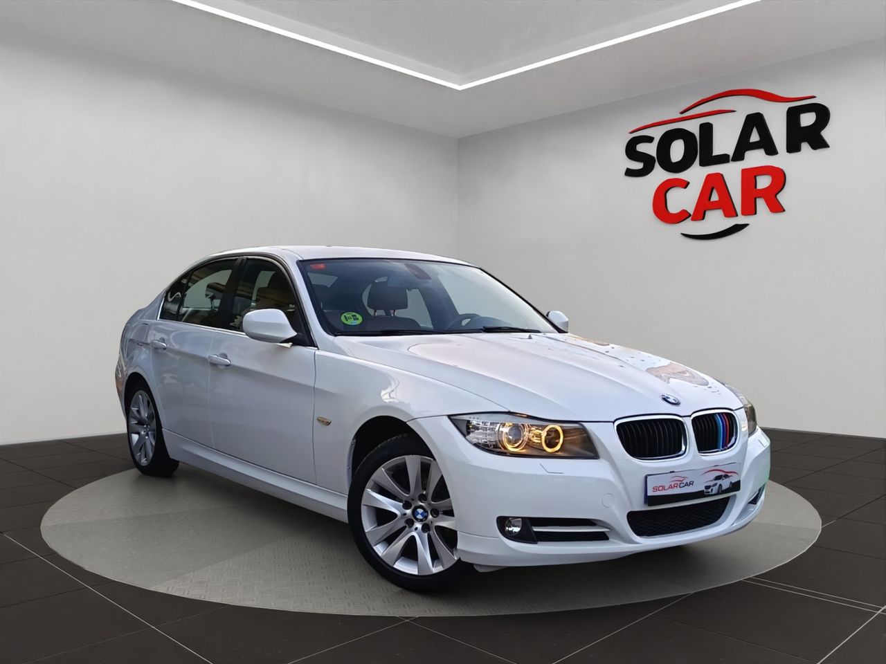 BMW Serie 3 318d Berlina - Foto 4