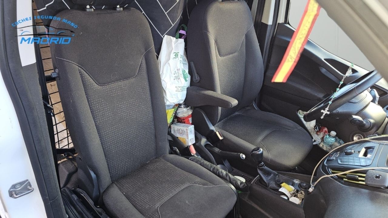 Ford Transit Courier Trend - foto 9