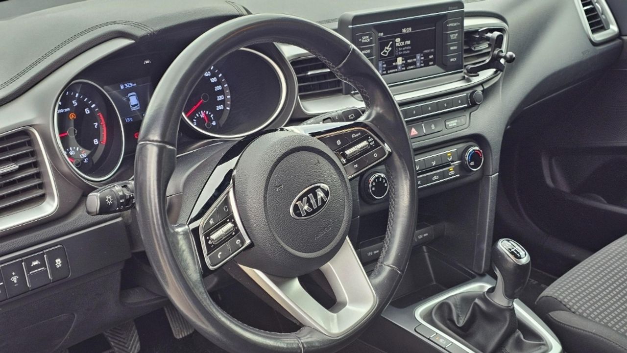 Kia Ceed Concept - foto 6