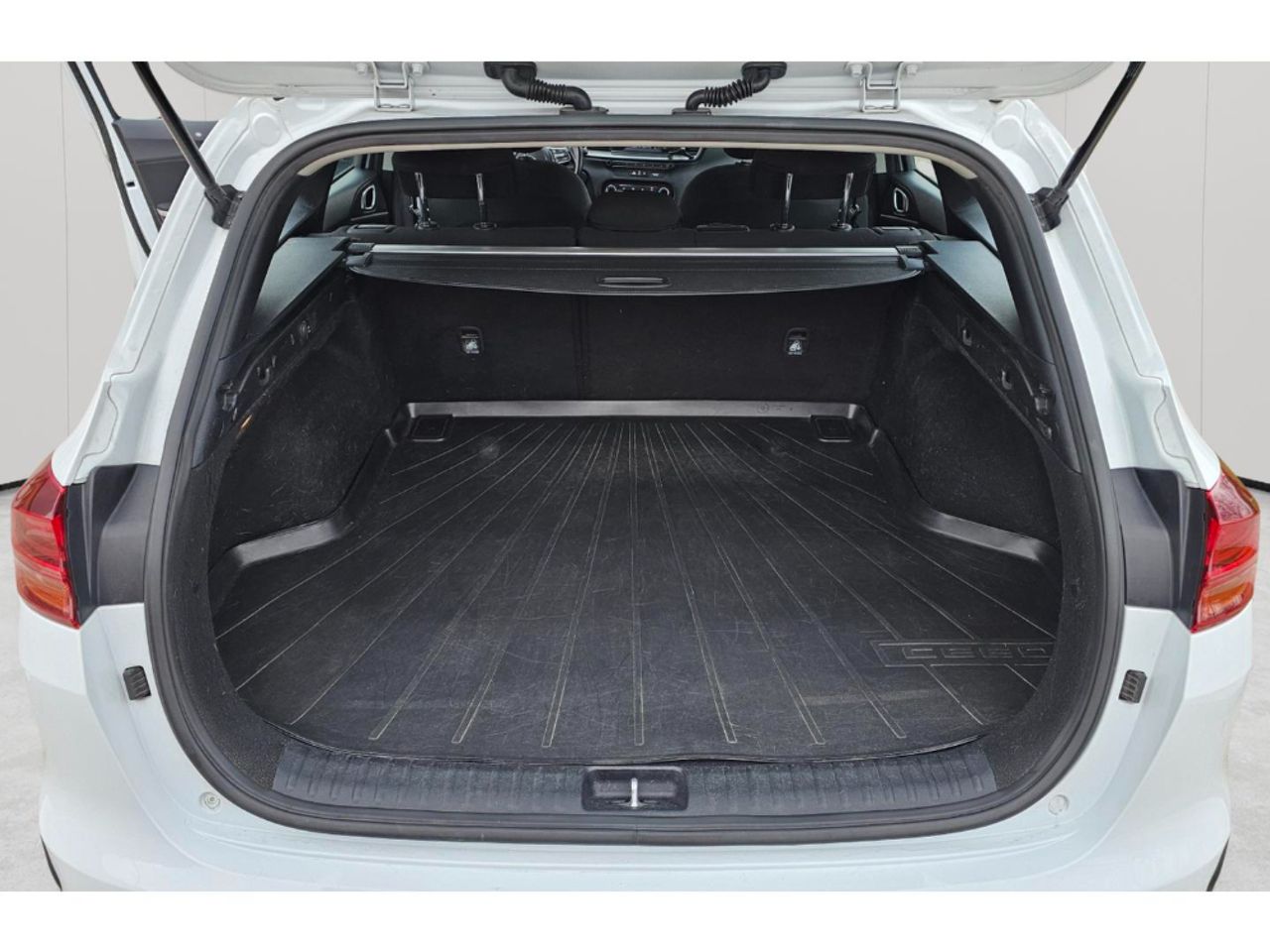 Kia Ceed Concept - foto 9