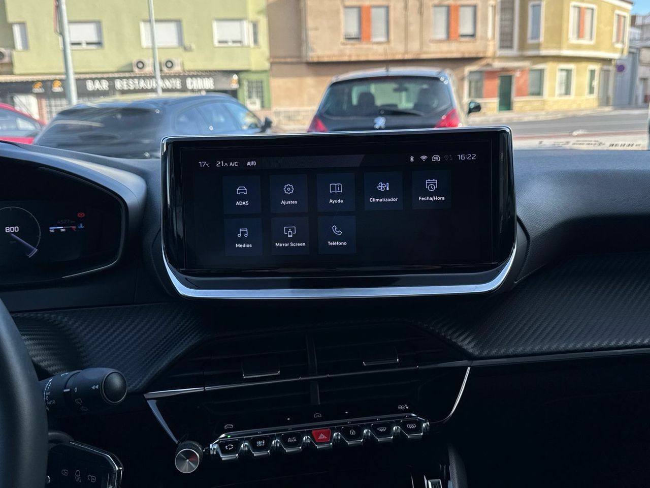 Peugeot 208 PureTech 100 Allure 75 kW (100 CV) - foto 15