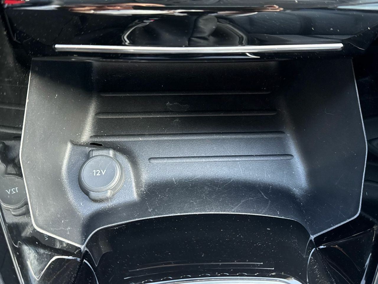 Peugeot 208 PureTech 100 Allure 75 kW (100 CV) - foto 33