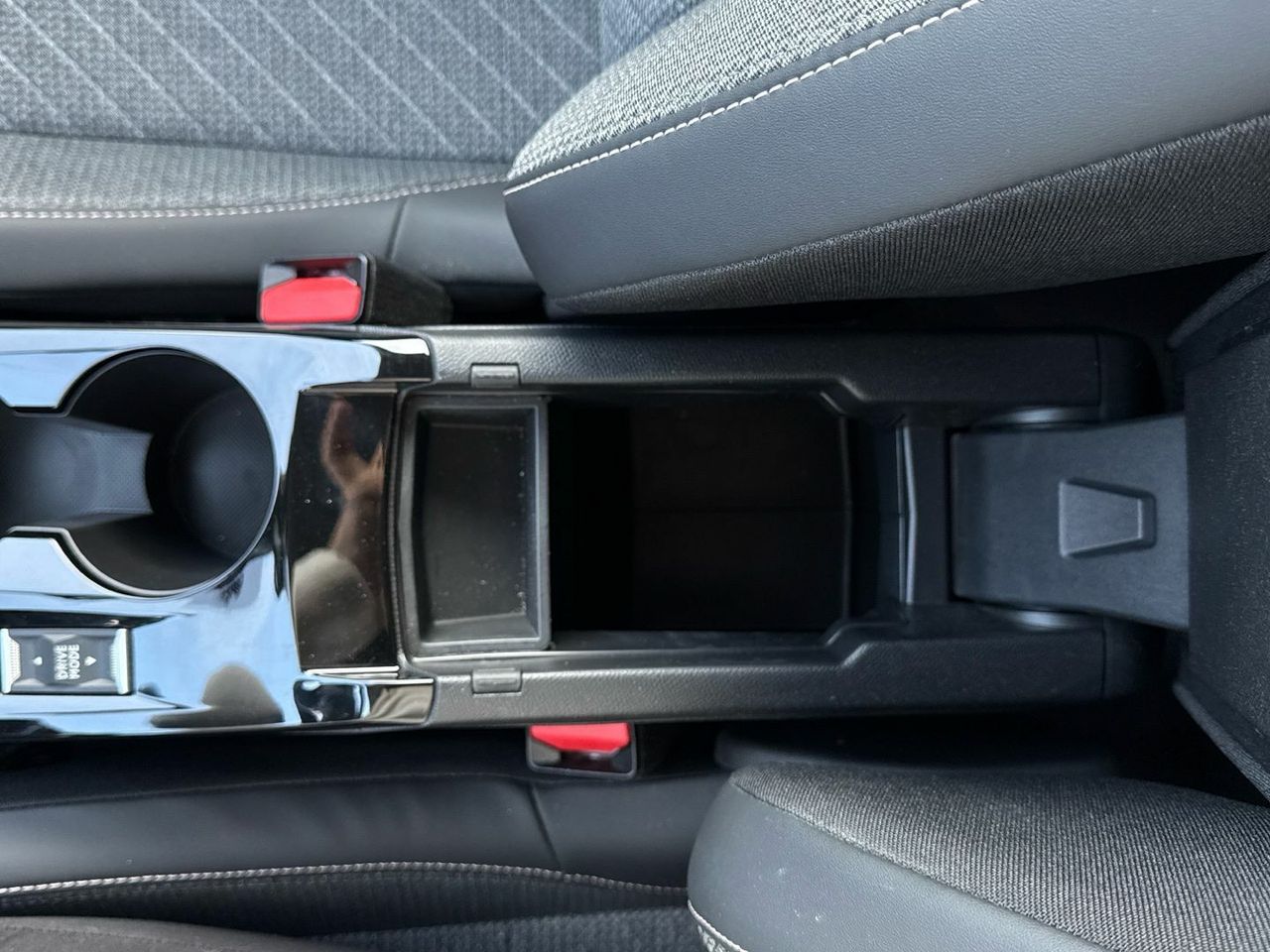 Peugeot 208 PureTech 100 Allure 75 kW (100 CV) - foto 38