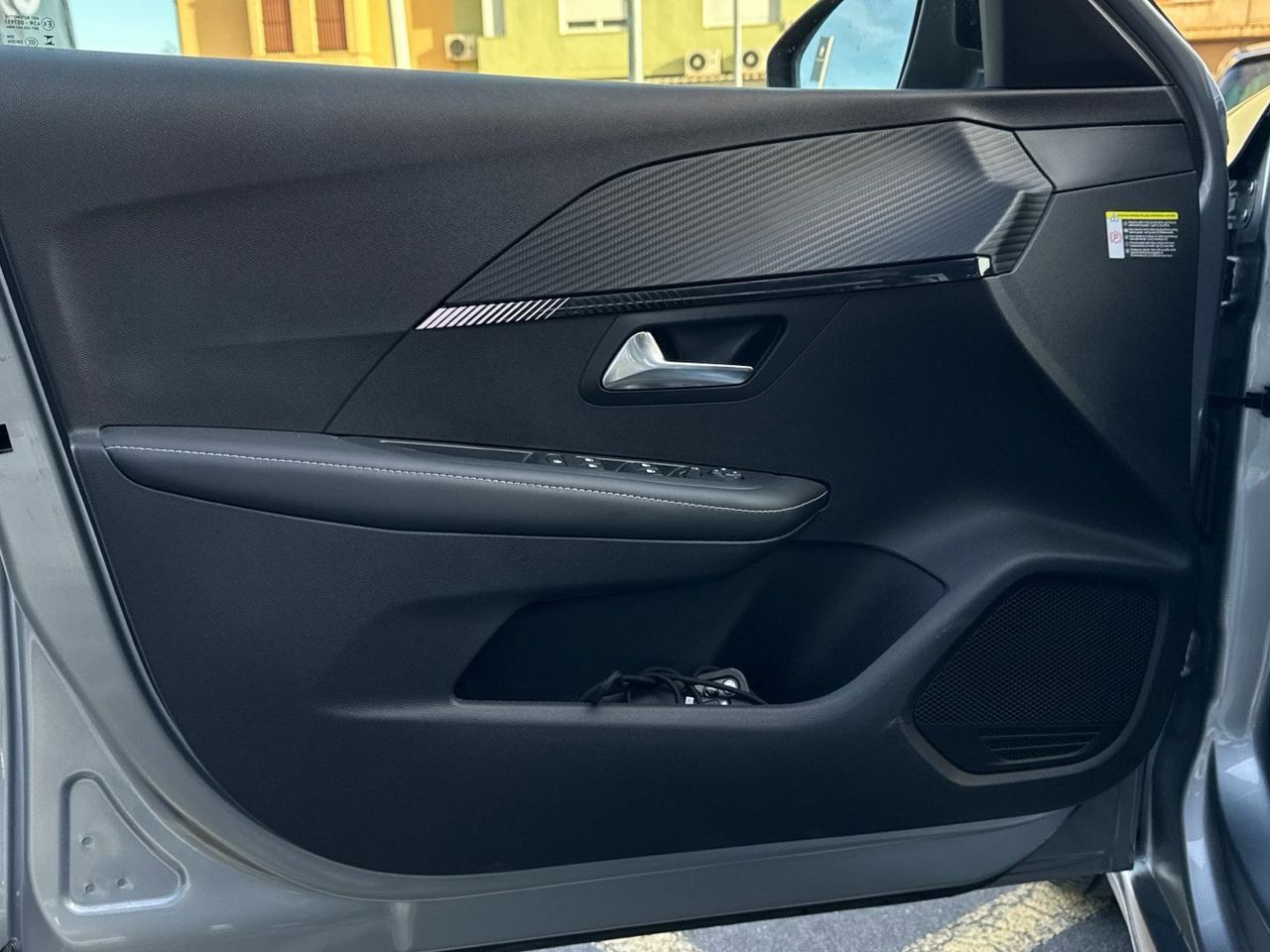 Peugeot 208 PureTech 100 Allure 75 kW (100 CV) - foto 19