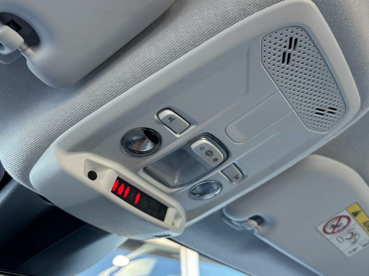 Peugeot 208 BlueHDi 100 Active 75 kW (100 CV) - foto 18