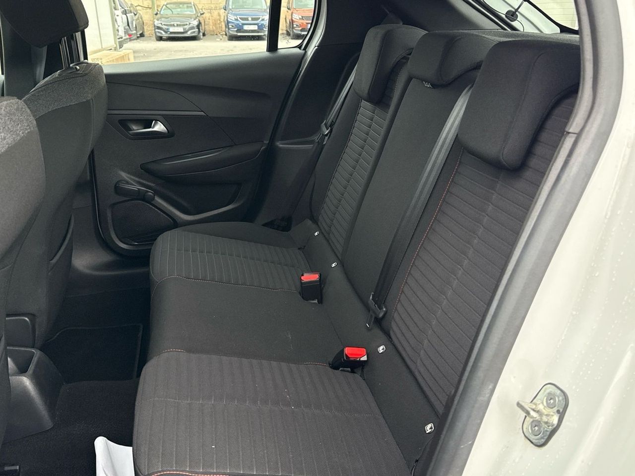 Peugeot 208 BlueHDi 100 Active 75 kW (100 CV) - foto 12