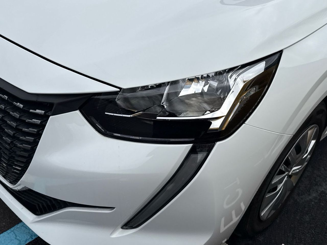 Peugeot 208 BlueHDi 100 Active 75 kW (100 CV) - foto 16