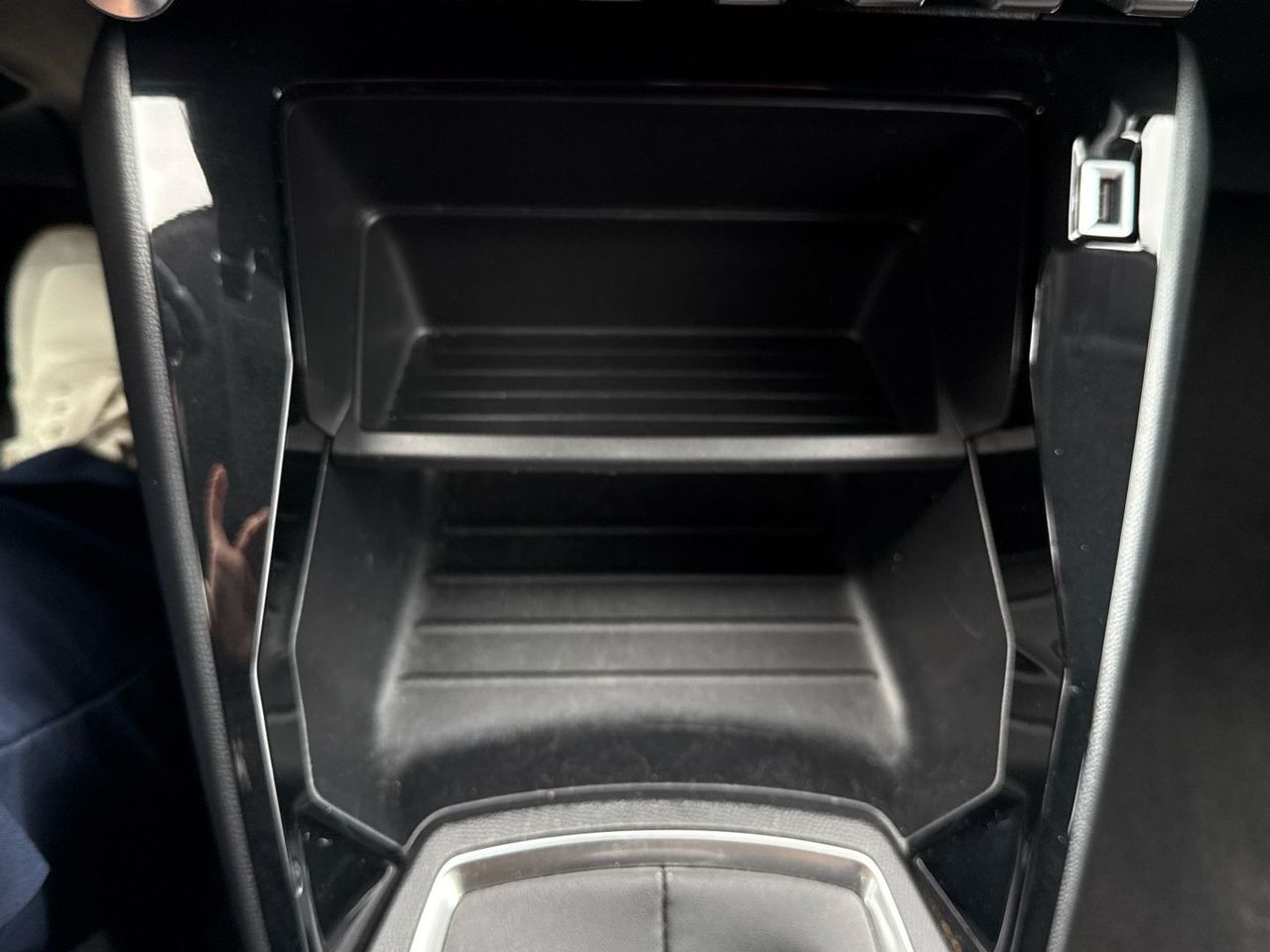 Peugeot 208 BlueHDi 100 Active 75 kW (100 CV) - foto 30