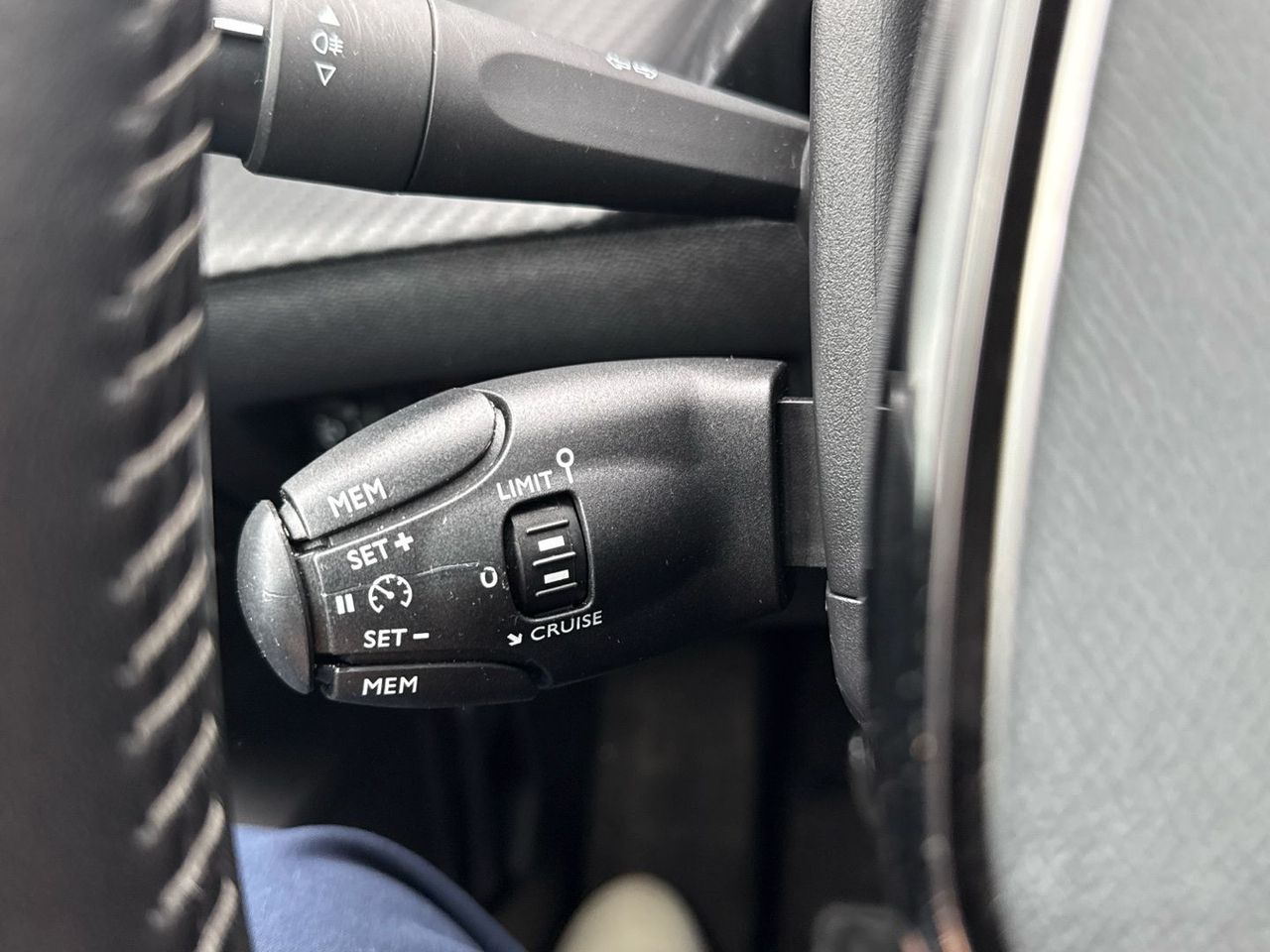 Peugeot 208 BlueHDi 100 Active 75 kW (100 CV) - foto 25