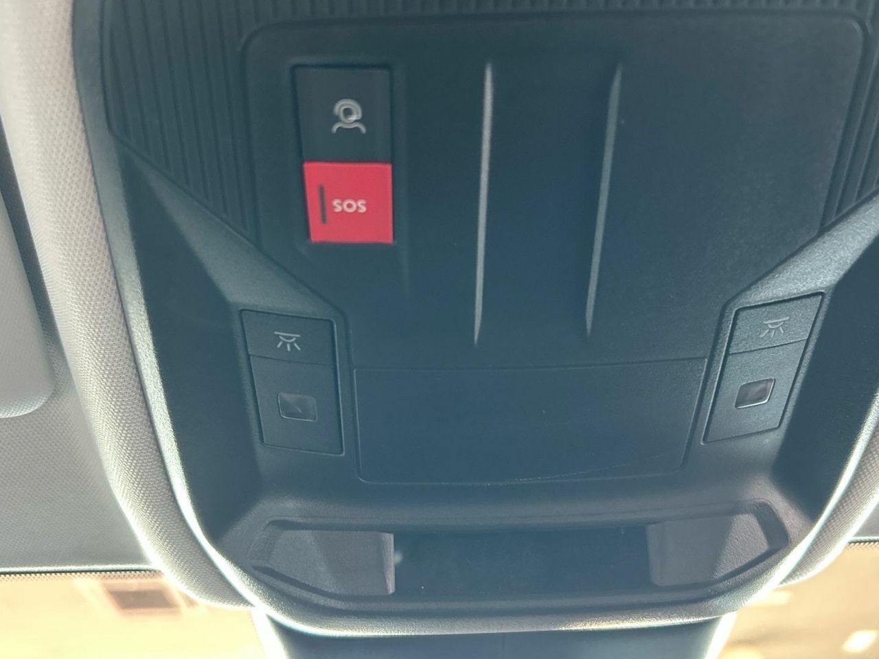 Peugeot 308 BlueHDi 130 S&S Allure 96 kW (130 CV) - foto 18