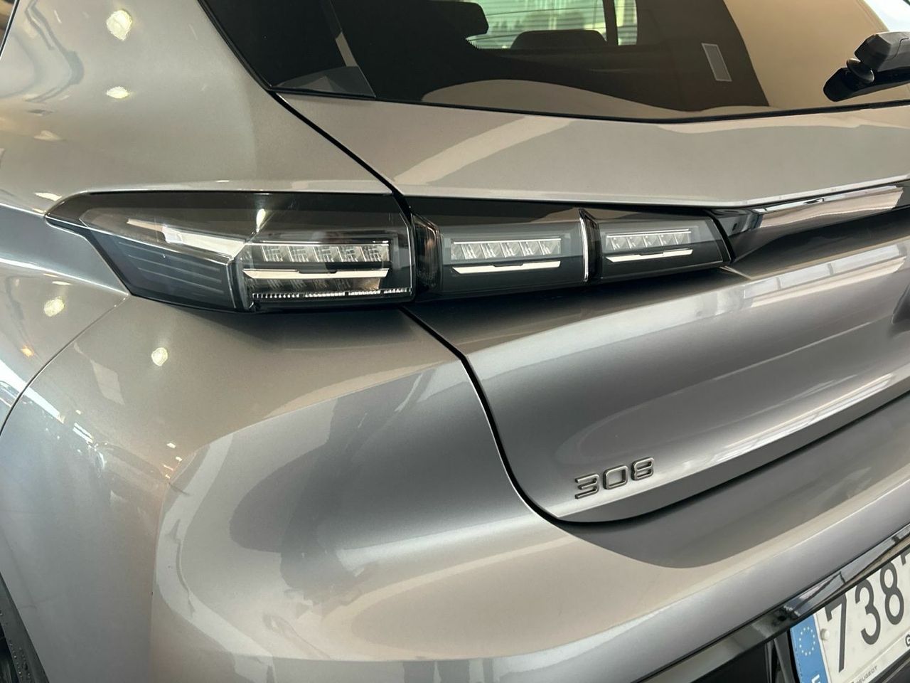 Peugeot 308 BlueHDi 130 S&S Allure 96 kW (130 CV) - foto 17