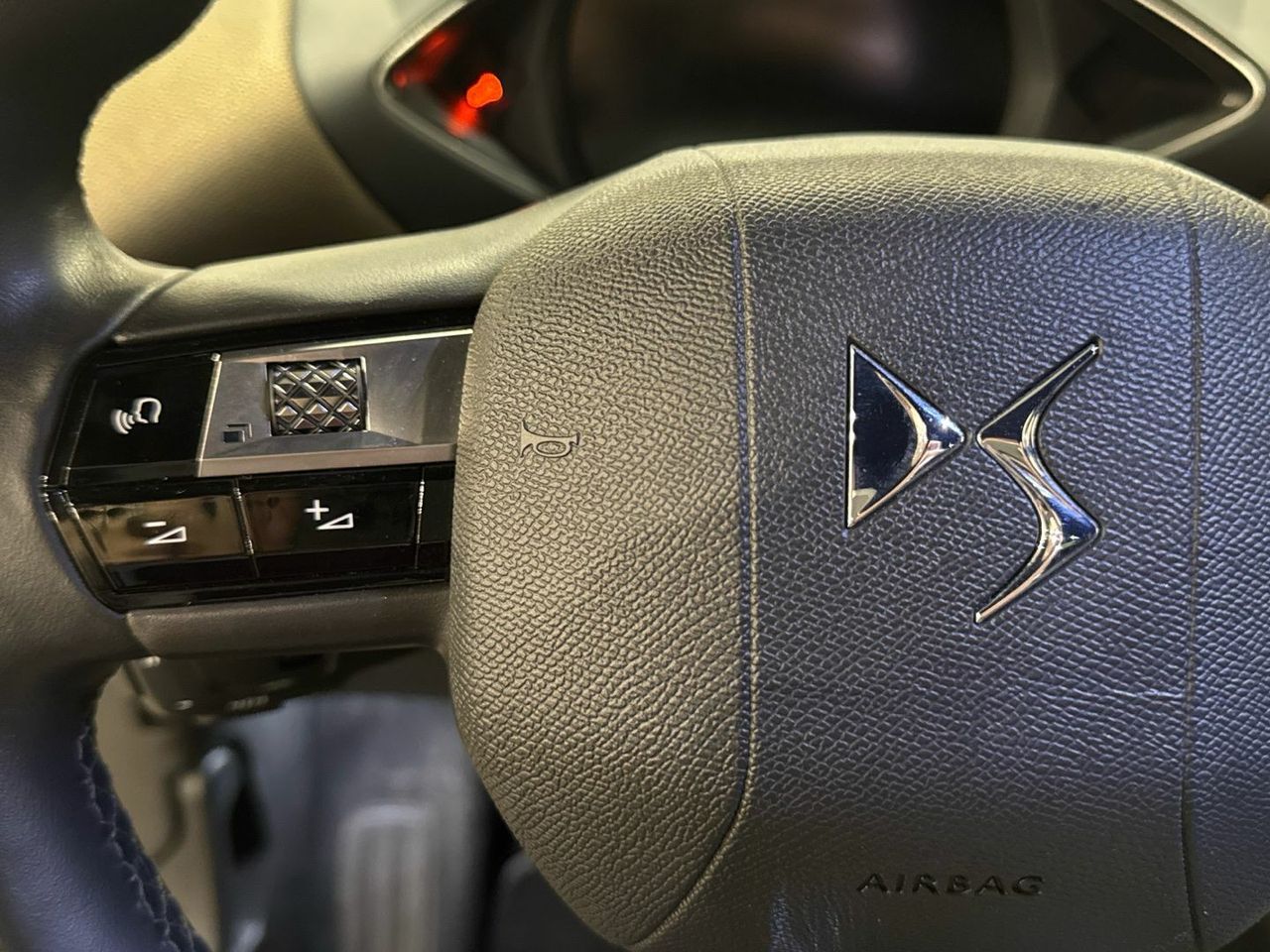 DS DS 3 E-Tense 50 kW/h Grand Chic Auto 100 kW (136 CV) - foto 20