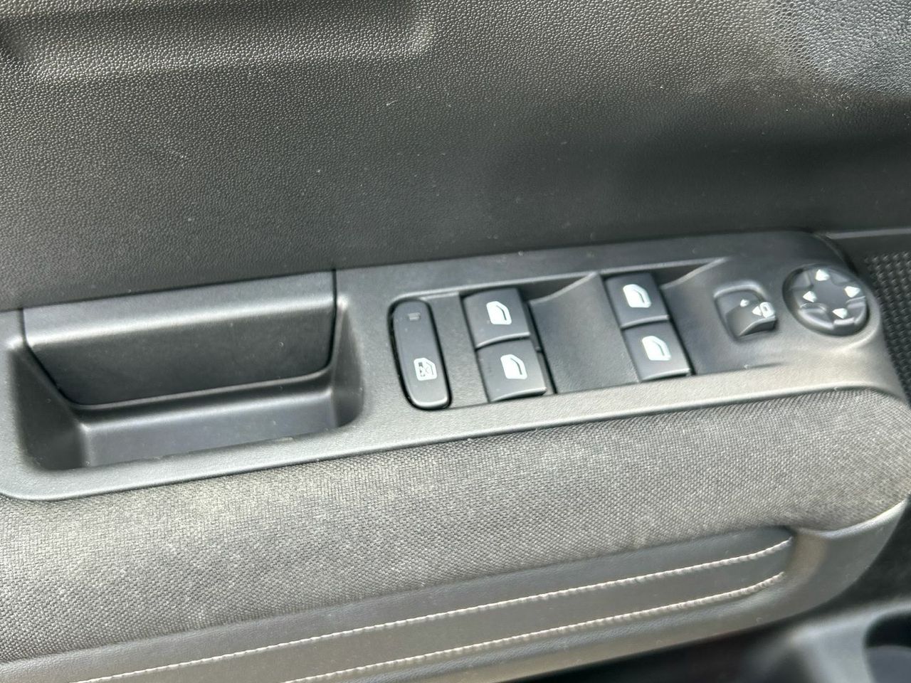 Citroën C3 Aircross BlueHDi 120 Shine Pack EAT6 88 kW (120 C - foto 19