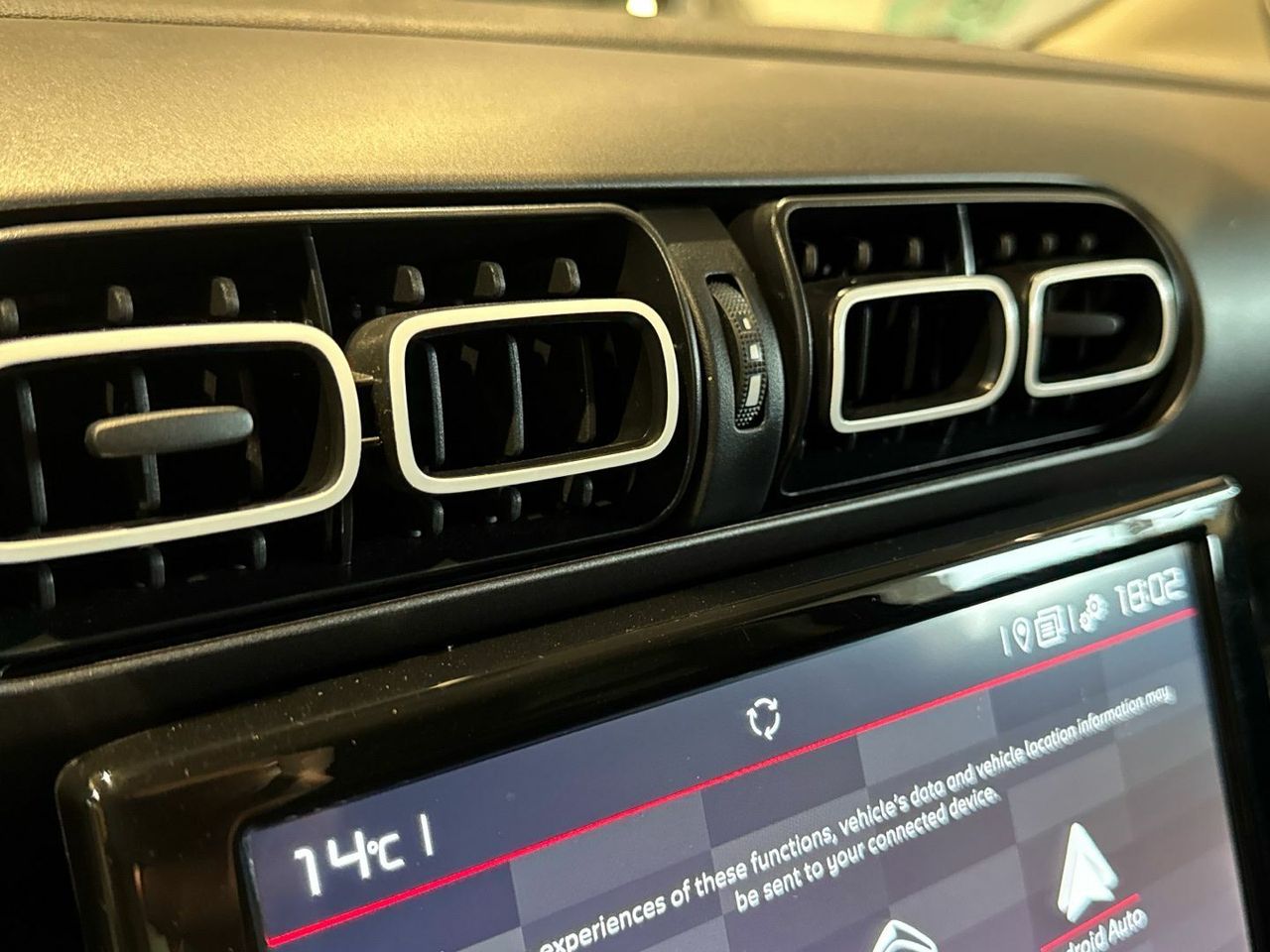 Citroën C3 Aircross PureTech 110 S&S Shine 81 kW (110 CV) - foto 25