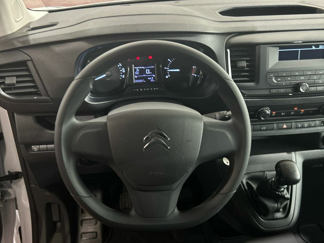 Citroën Jumpy Furgon BlueHDI 120 Talla M 88 kW (120 CV) - foto 8