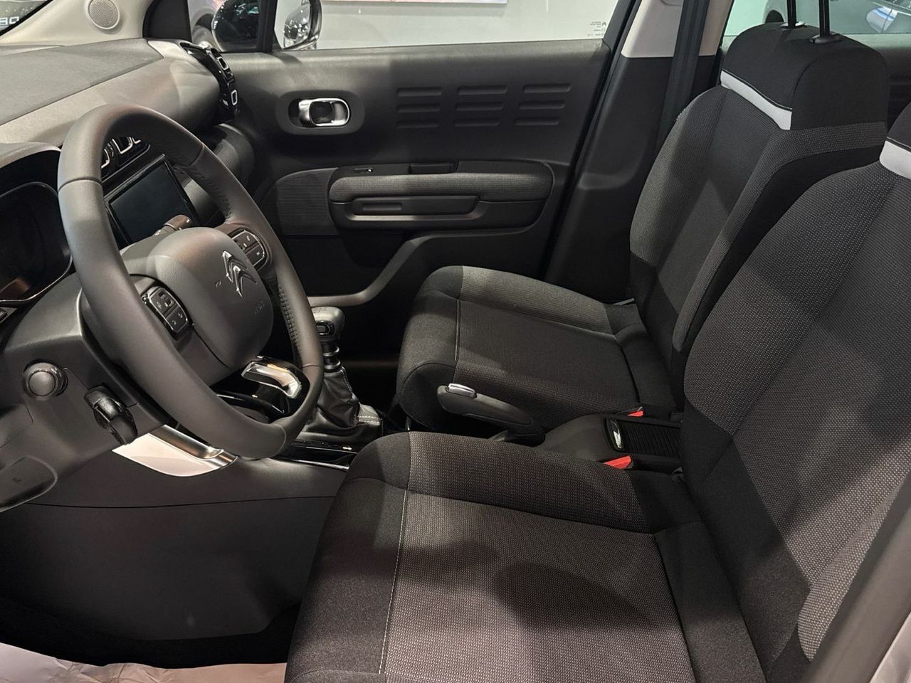 Citroën C3 Aircross PureTech 110 S&S Shine Pack 81 kW (110 C - foto 11