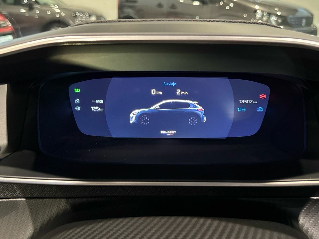 Peugeot 208 GT Hybrid eDCS6 100 kW (136 CV) - foto 43