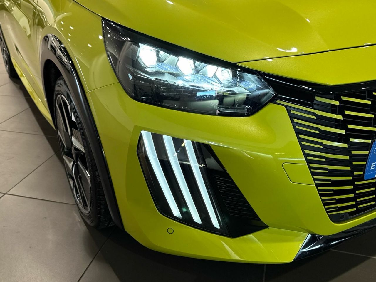 Peugeot 208 GT Hybrid eDCS6 100 kW (136 CV) - foto 51