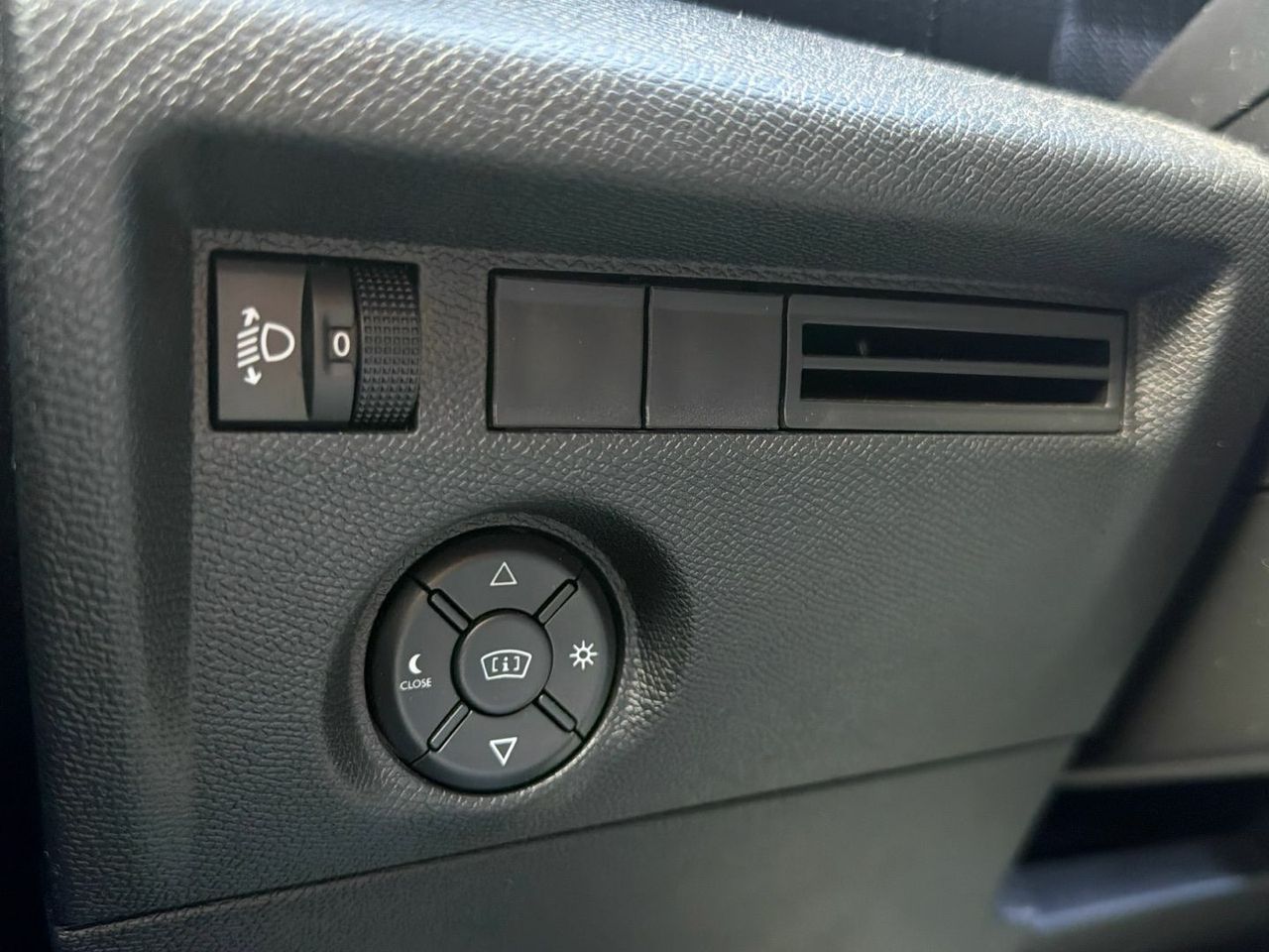 Citroën C4 BlueHDi 130 S&S Shine EAT8 96 kW (130 CV) - foto 25