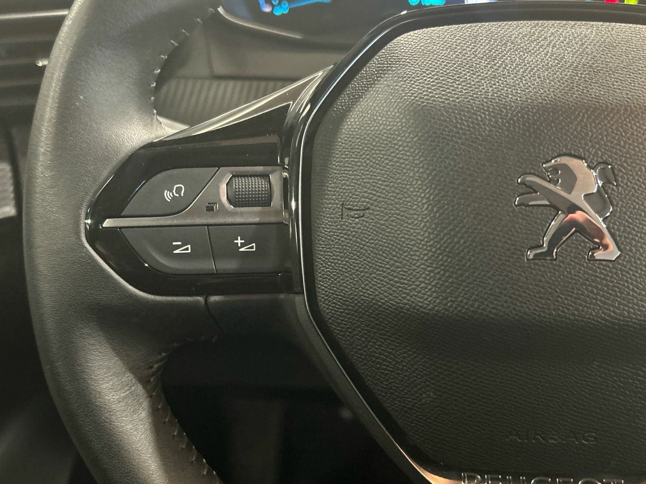 Peugeot 208 Eléctrico Active 100 kW (136 CV) - foto 20