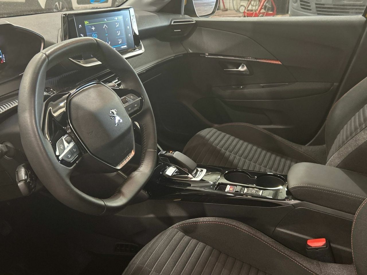 Peugeot 208 Eléctrico Active 100 kW (136 CV) - foto 21