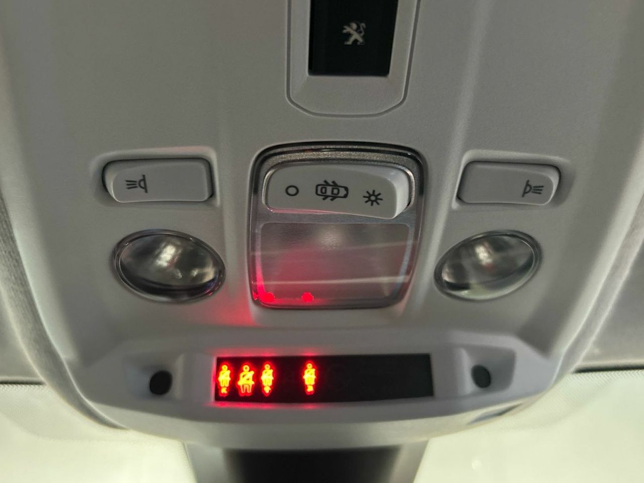 Peugeot 208 Eléctrico Style 100 kW (136 CV) - foto 18