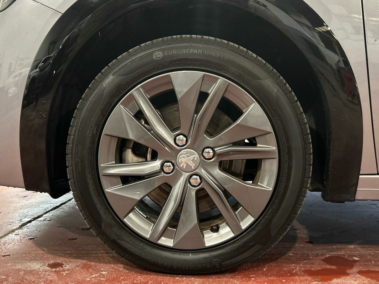 Peugeot 208 Eléctrico Style 100 kW (136 CV) - foto 13