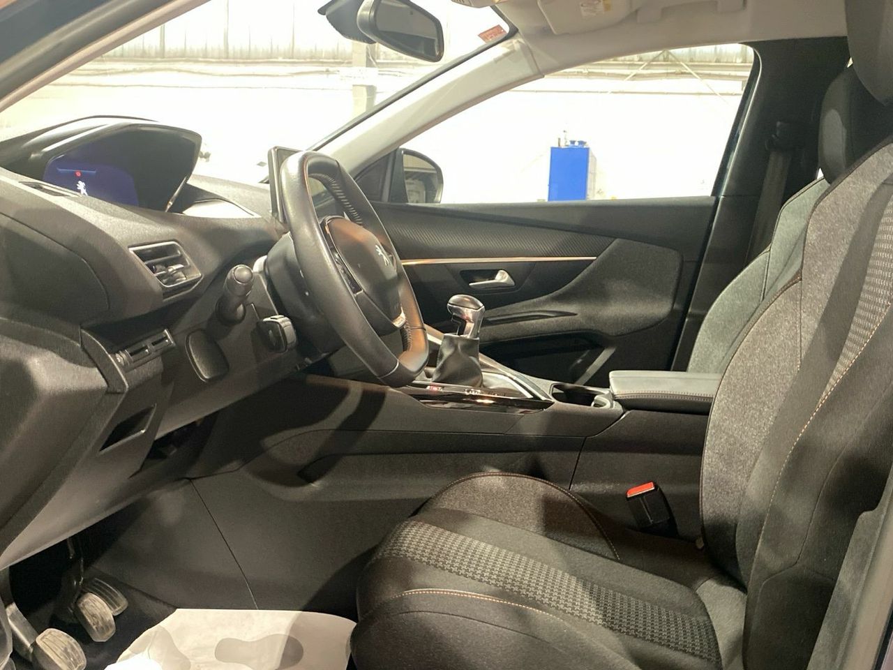 Peugeot 3008 PureTech 130 S&S Active 96 kW (130 CV) - foto 11