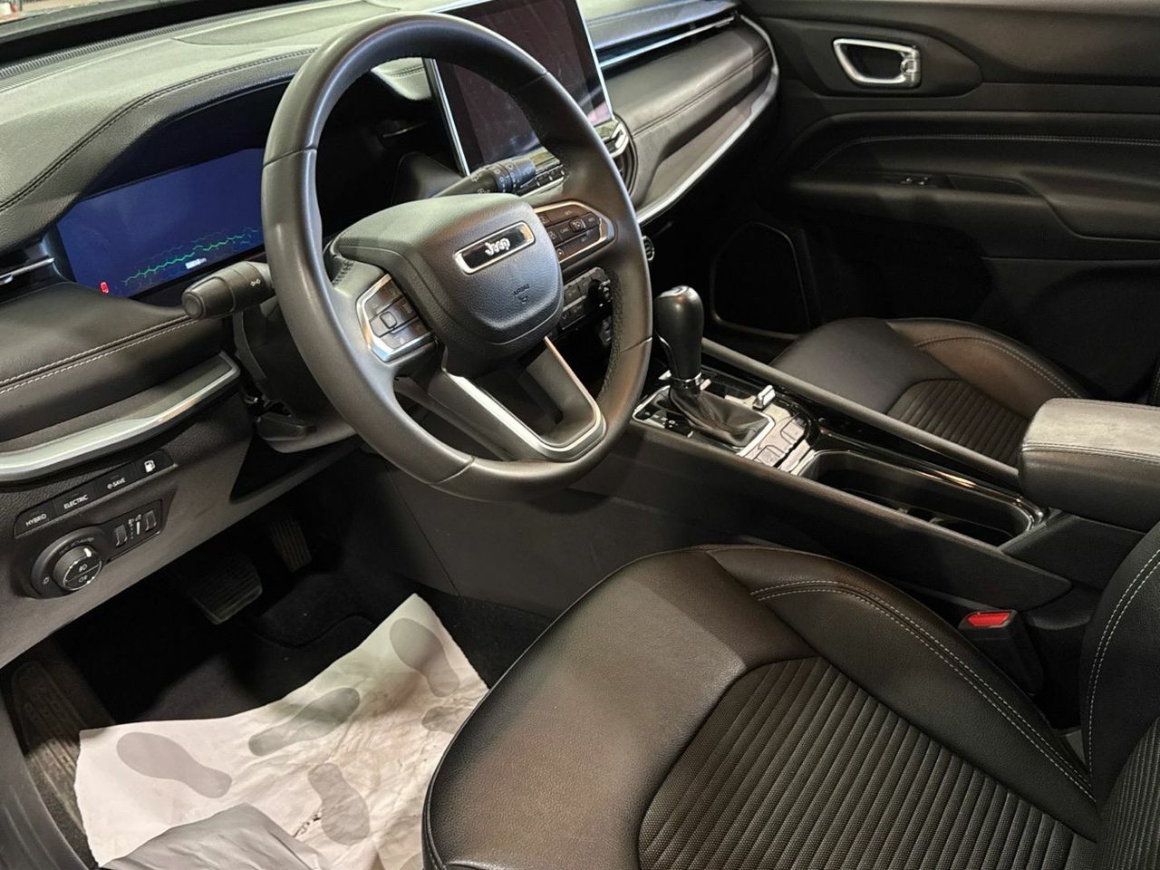 Jeep Compass 1.3 PHEV Limited AWD AT 140 kW (190 CV) - foto 21