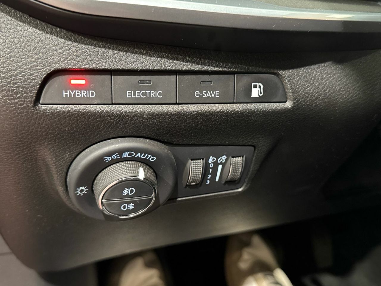 Jeep Compass 1.3 PHEV Limited AWD AT 140 kW (190 CV) - foto 34