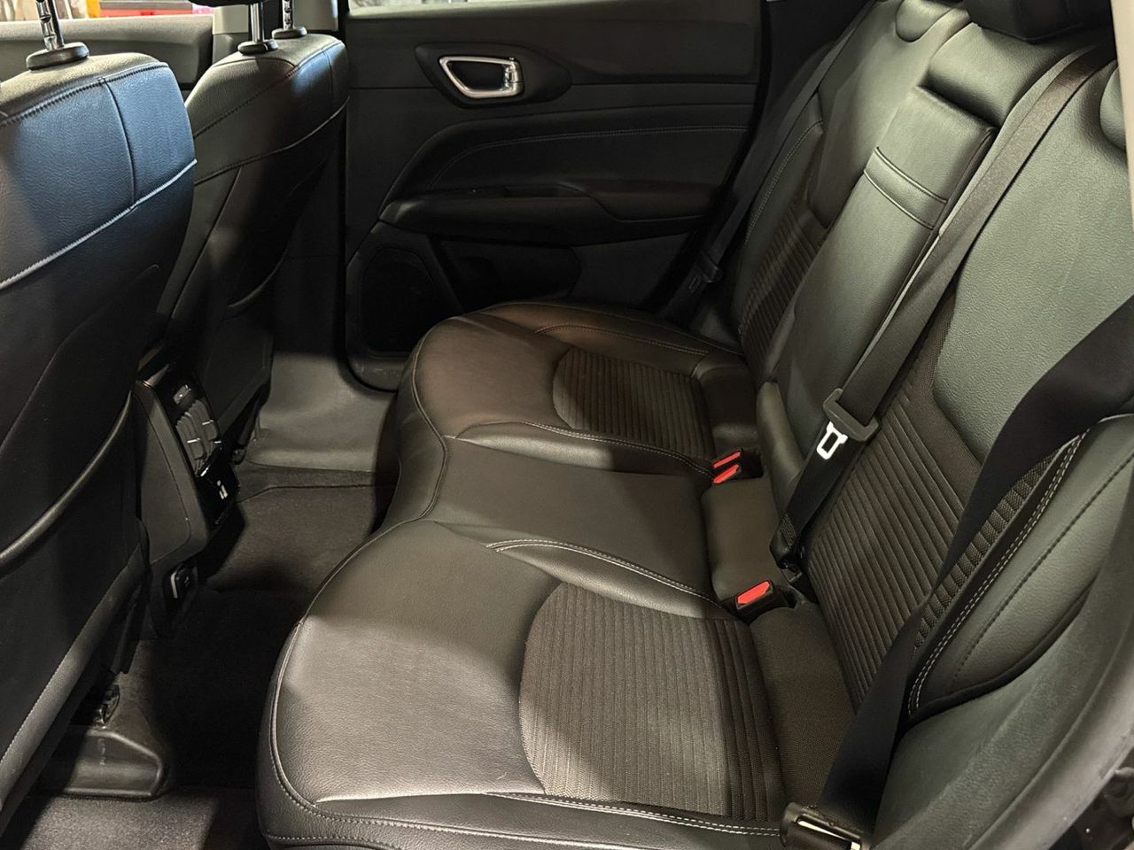 Jeep Compass 1.3 PHEV Limited AWD AT 140 kW (190 CV) - foto 12