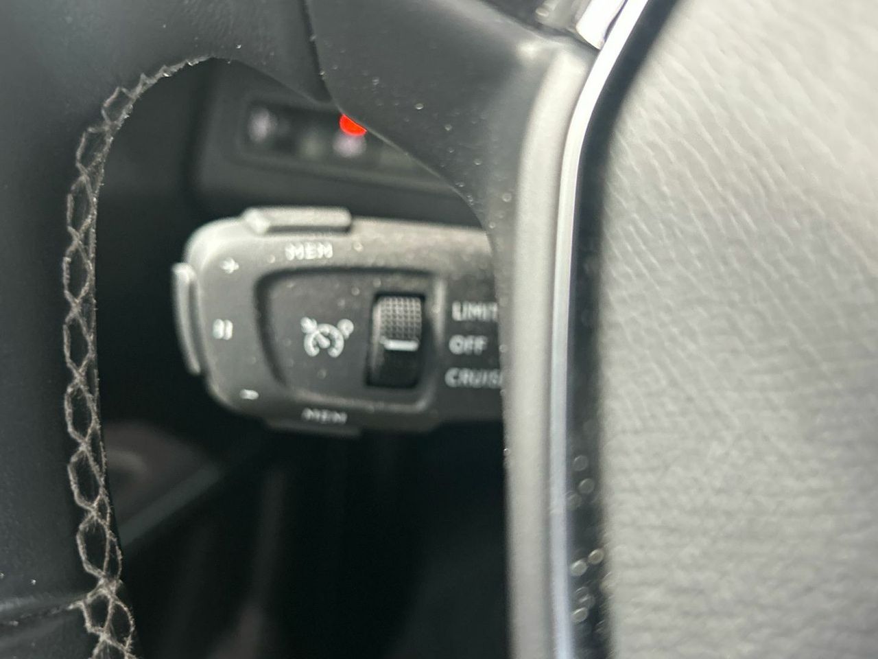 Peugeot 3008 Hybrid 225 Allure e-EAT8 165 kW (225 CV) - foto 26