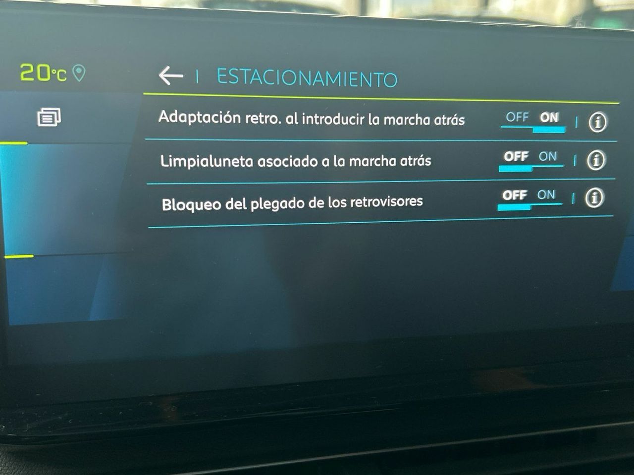 Peugeot 3008 Hybrid 225 Allure e-EAT8 165 kW (225 CV) - foto 31