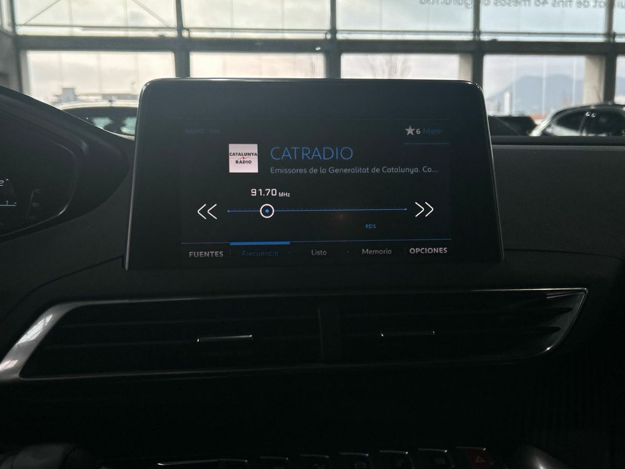 Peugeot 3008 PureTech 130 S&S Style 96 kW (130 CV) - foto 15