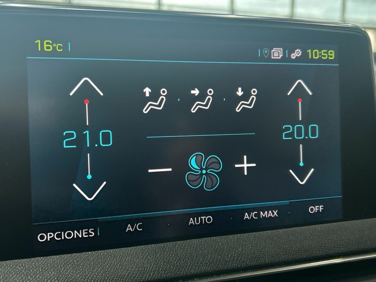 Peugeot 3008 Hybrid 300 GT e-EAT8 221 kW (300 CV) - foto 55