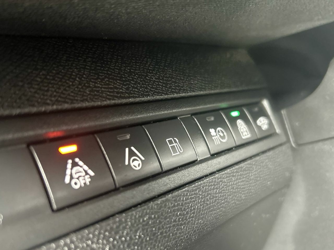 Peugeot 3008 Hybrid 300 GT e-EAT8 221 kW (300 CV) - foto 37