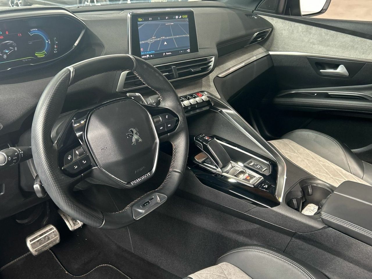 Peugeot 3008 Hybrid 300 GT e-EAT8 221 kW (300 CV) - foto 21