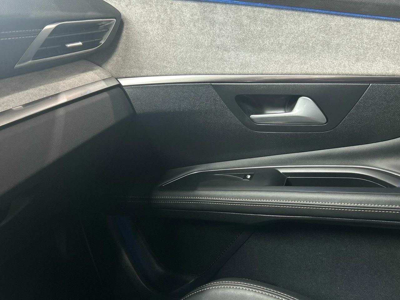 Peugeot 3008 Hybrid 300 GT e-EAT8 221 kW (300 CV) - foto 65