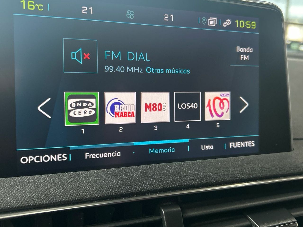 Peugeot 3008 Hybrid 300 GT e-EAT8 221 kW (300 CV) - foto 54