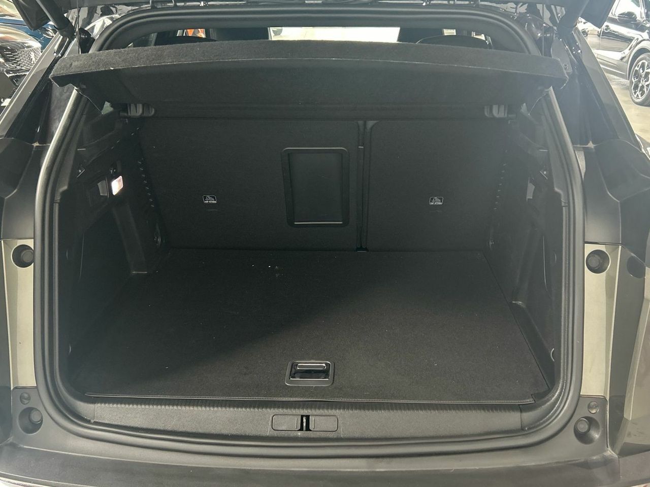 Peugeot 3008 Hybrid 300 GT e-EAT8 221 kW (300 CV) - foto 6